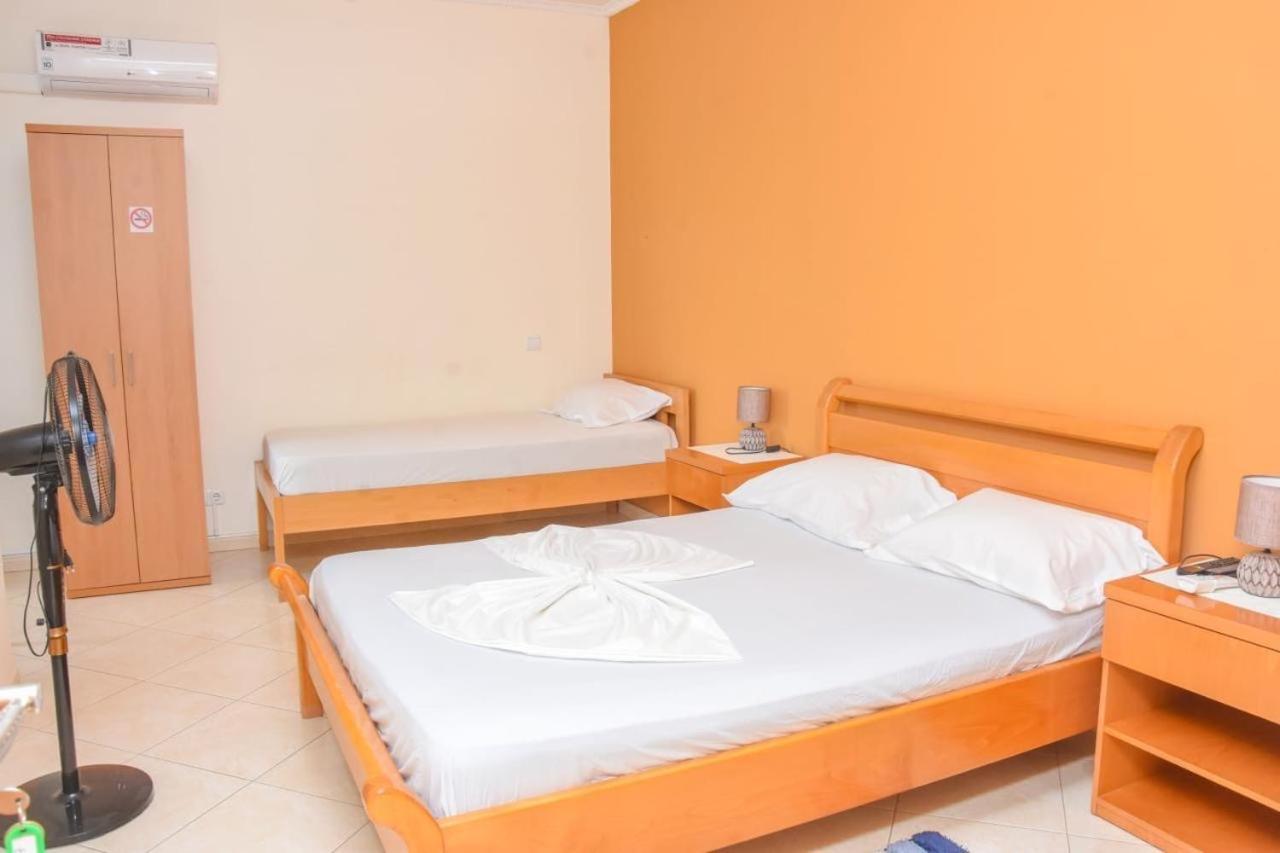 Paris Hotel Praia Luaran gambar